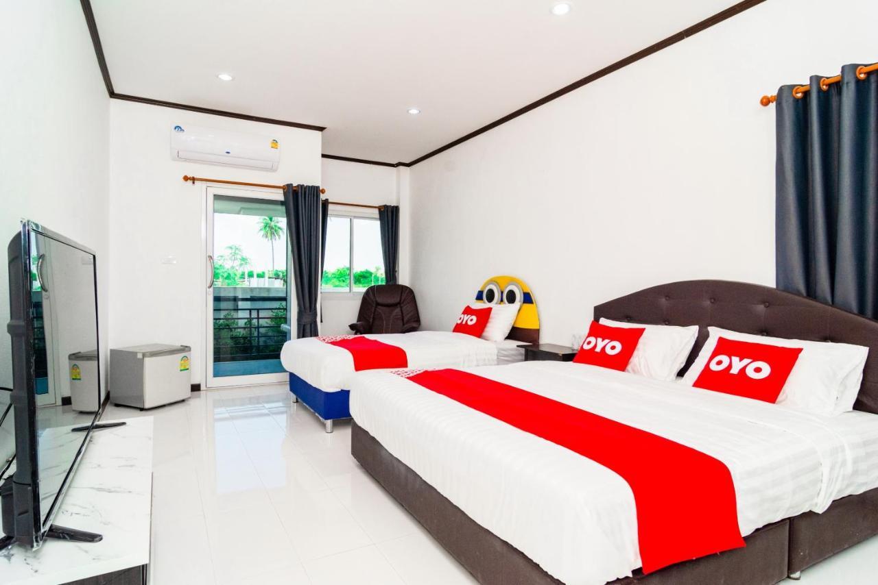 Oyo 533 Runya Poolvilla Прачуап Кири Кан Екстериор снимка