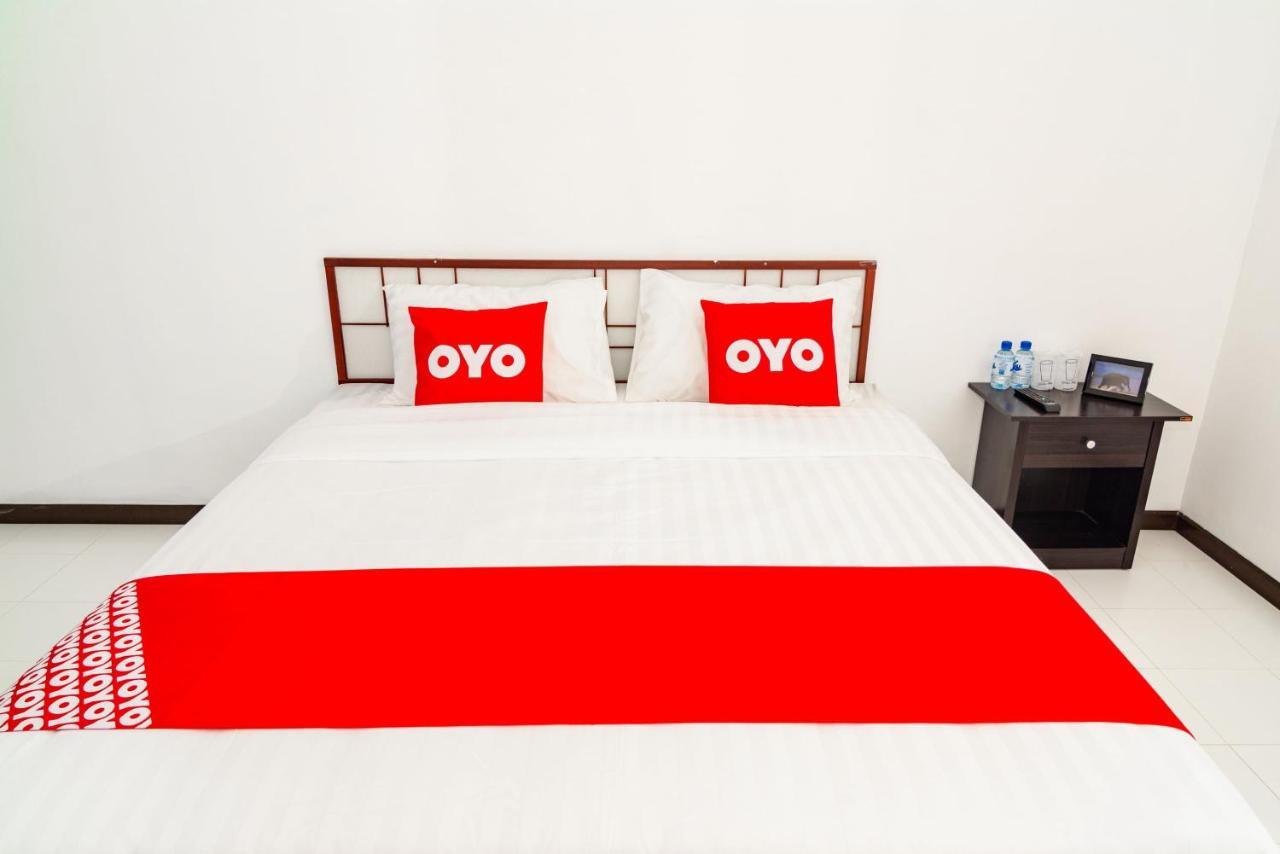Oyo 533 Runya Poolvilla Прачуап Кири Кан Екстериор снимка