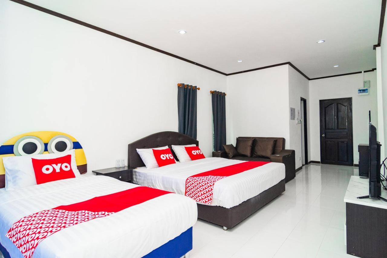 Oyo 533 Runya Poolvilla Прачуап Кири Кан Екстериор снимка