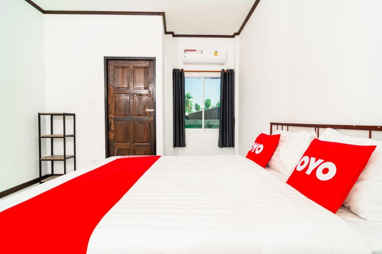 Oyo 533 Runya Poolvilla Прачуап Кири Кан Екстериор снимка