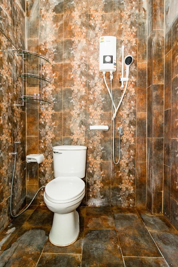 Oyo 533 Runya Poolvilla Прачуап Кири Кан Екстериор снимка