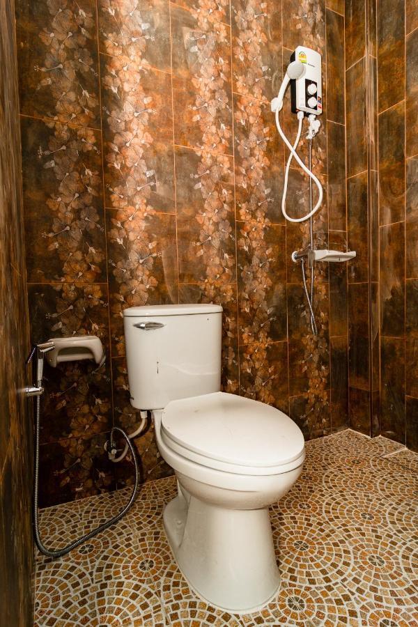 Oyo 533 Runya Poolvilla Прачуап Кири Кан Екстериор снимка